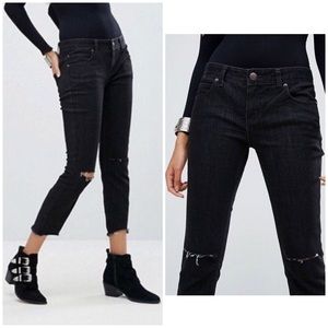 Free People Destroyed Raw Hem Skinny Jean Sz. 28